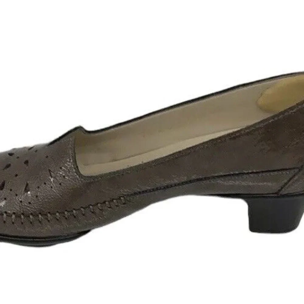 SAS Sonyo Taupe Brown Slip On Pumps Shoes US 7.5 N